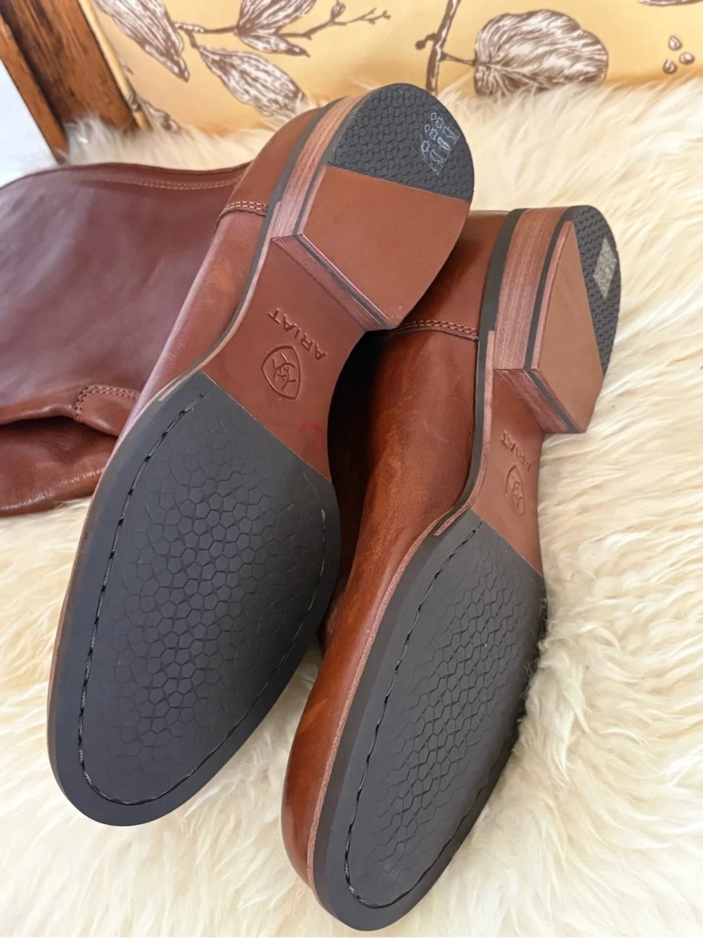 New Ariat Chestnut Brown  Leather Riding Boots